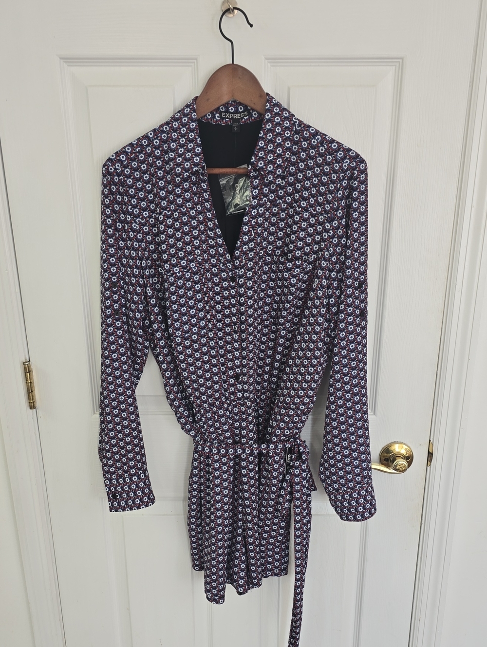 NWT Express Women's Shirt Dress Romper Belted Geo Red Blue Black Size Large
